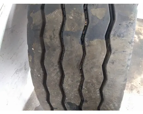 GOODYEAR 315/80R22.5 TIRE