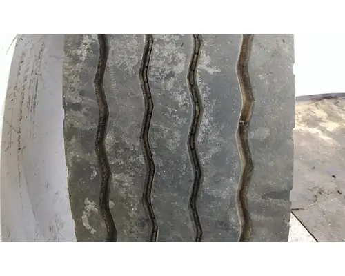 GOODYEAR 315/80R22.5 TIRE