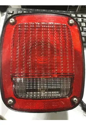 GROTE MISC TAIL LIGHT