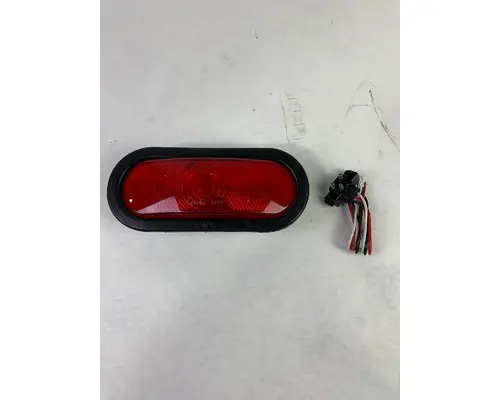 GROTE  TAIL LIGHT