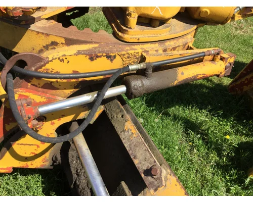 Galion 118-B Equip Hydraulic Cylinder