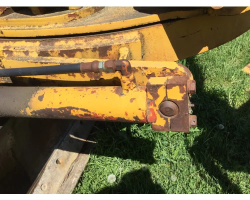 Galion 118-B Equip Hydraulic Cylinder
