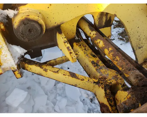 Galion 850B Equip Axle