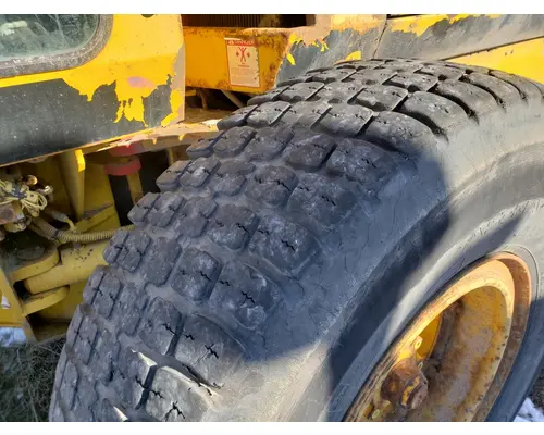 Galion 850B Equip Wheel