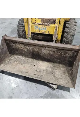 Gehl 4625SX Equipment (Mounted)