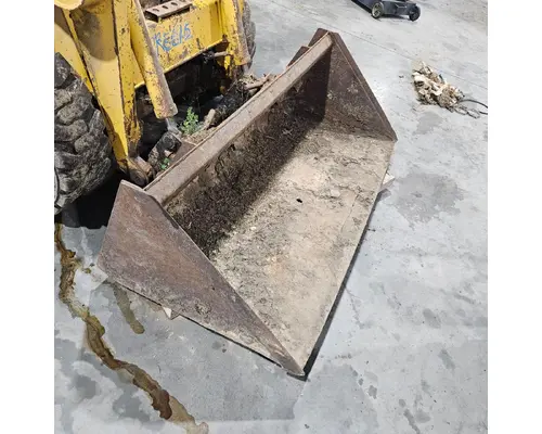 Gehl 4625SX Equipment (Mounted)