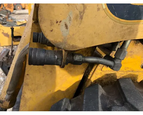 Gehl 4840 Equipment (Mounted)