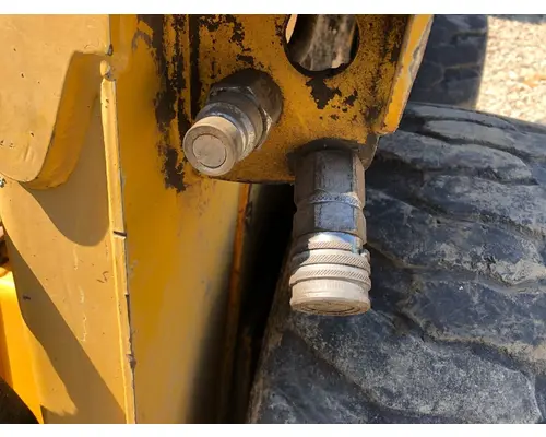 Gehl 4840 Equipment (Mounted)