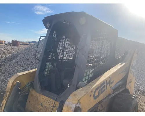 Gehl R220 Equip Cab Assembly