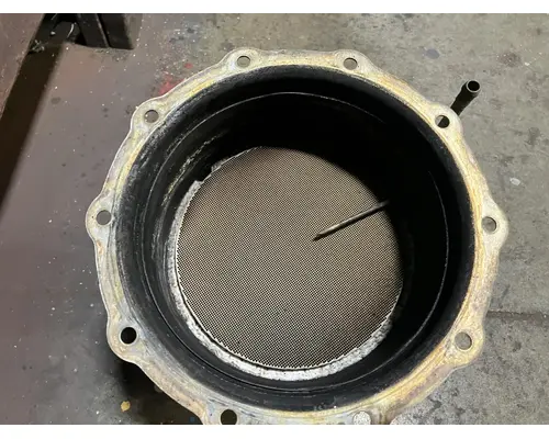 Gehl R220 Equip Exhaust DPF Assem