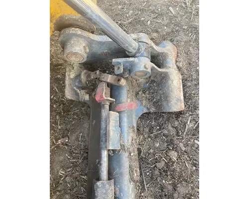 Gehl R220 Equip Quick Coupler