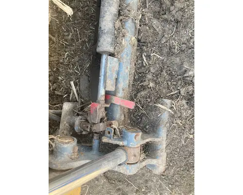 Gehl R220 Equip Quick Coupler