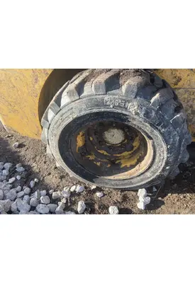 Gehl R220 Equip Tire and Rim