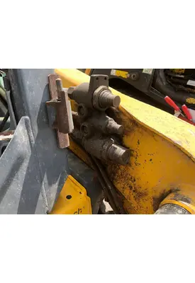 Gehl R220 Equipment (Mounted)
