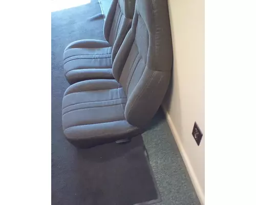 General Motors GM C4500 C5500 New Bostrom Mid Back Air Ride Seat