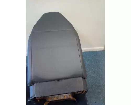 General Motors GM C4500 C5500 New Bostrom Mid Back Air Ride Seat