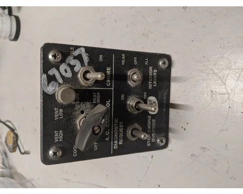 Gillig Low Floor Bus DashConsole Switch