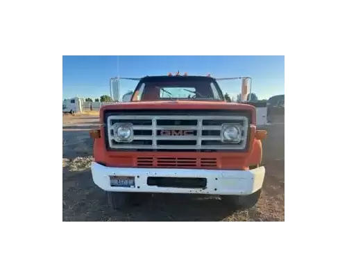 Grille GM/Chev (HD) 6500 Holst Truck Parts