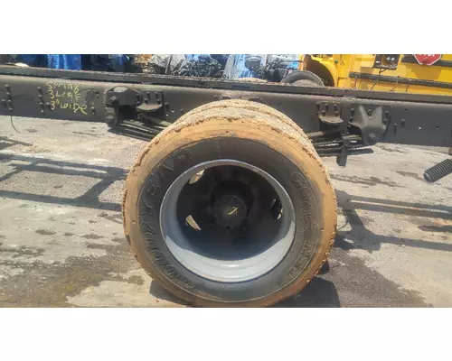 Hub GM 15718 Crest Truck Parts