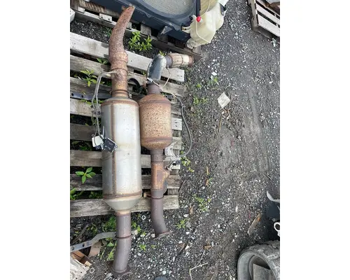 DPF (Diesel Particulate Filter) GM 6.6 DURAMAX Dutchers Inc   Heavy Truck Div  Ny