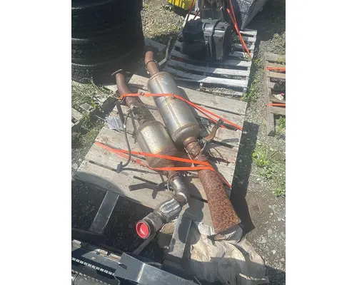 DPF (Diesel Particulate Filter) GM 6.6 DURAMAX Dutchers Inc   Heavy Truck Div  Ny