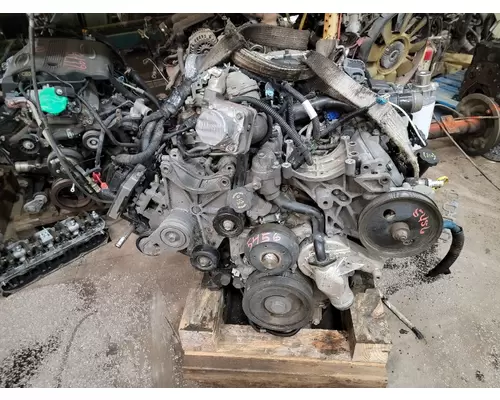 Engine Assembly GM 6.6 DURAMAX Crest Truck Parts