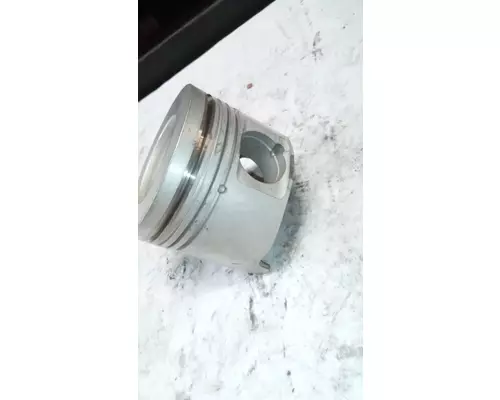 Piston GM 6.6L DURAMAX Marshfield Transportation Products