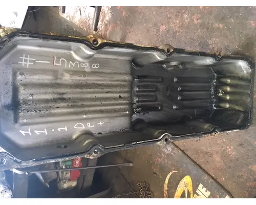 Oil Pan GMC/VOLVO/WHITE  Morrison's Truck Salvage Ltd.
