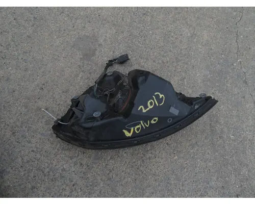 Headlamp Assembly GMC/VOLVO/WHITE VNM New York Truck Parts, Inc.