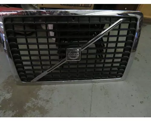 Grille GMC/VOLVO/WHITE VNL 64T New York Truck Parts, Inc.