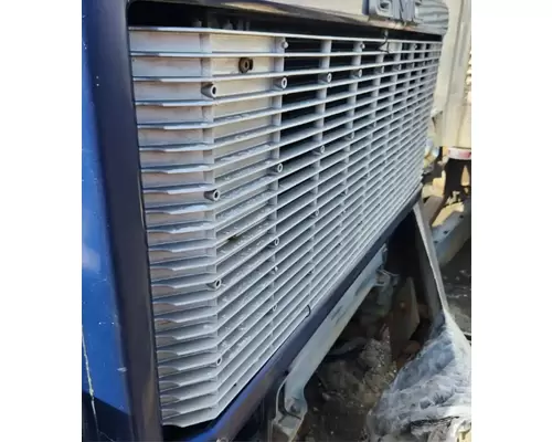 Grille GMC Brigadier Complete Recycling Group LLC