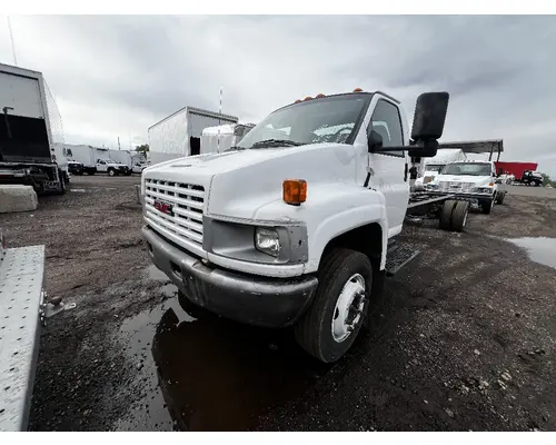 Bumper Assembly, Front GMC C5500 DTI Trucks