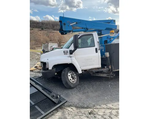 Door Glass, Front GMC C5500 Dutchers Inc   Heavy Truck Div  Ny