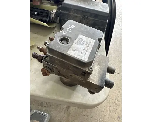 ECM (Brake & ABS) GMC C5500 Dutchers Inc   Heavy Truck Div  Ny