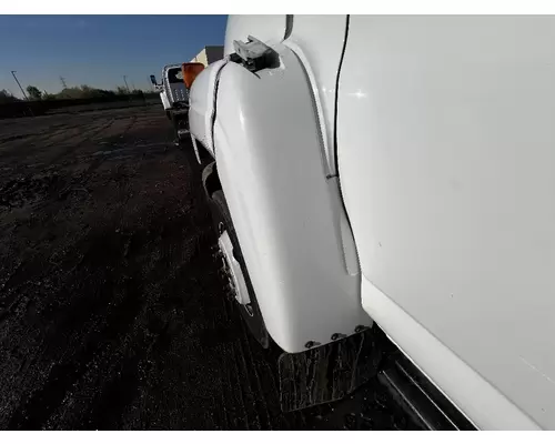 Fender Extension GMC C5500 DTI Trucks