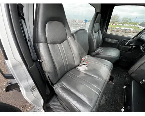 Seat, Front GMC C5500 DTI Trucks