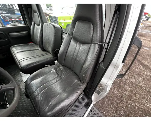 Seat, Front GMC C5500 DTI Trucks