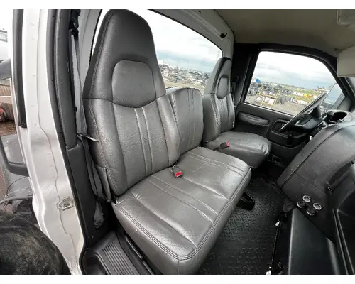 Seat, Front GMC C5500 DTI Trucks