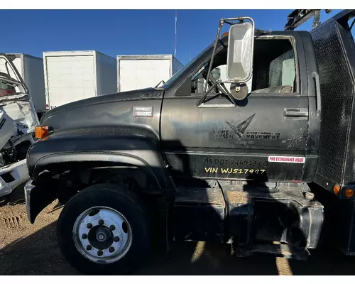 Cab GMC C6500 DTI Trucks