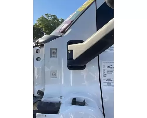 Cowl GMC C6500 Complete Recycling Group LLC