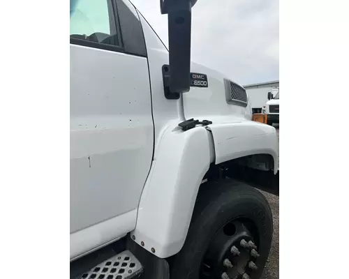 Fender Extension GMC C6500 DTI Trucks