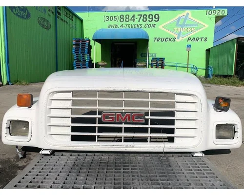 Hood GMC C6500 4-trucks Enterprises LLC
