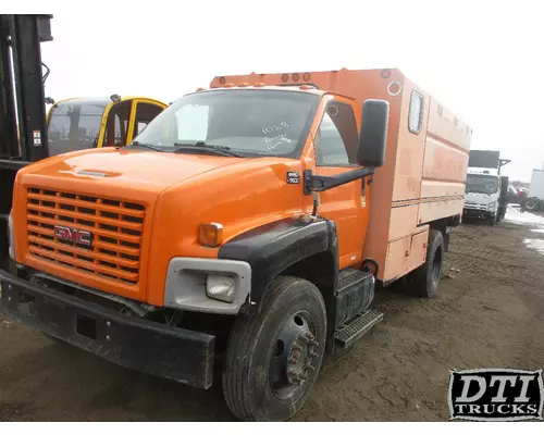 Hood GMC C6500 DTI Trucks