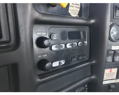 Radio GMC C7500 Vander Haags Inc Kc