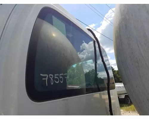 Back Glass GMC C7500 B &amp; W  Truck Center