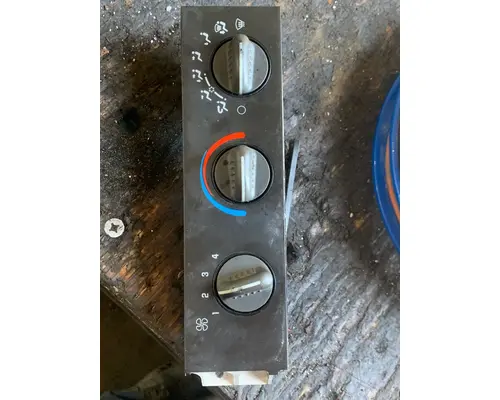 ECM (HVAC) GMC C7500 Truck Salvage International Inc