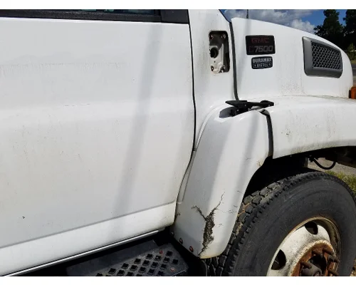 Fender Extension GMC C7500 B &amp; W  Truck Center