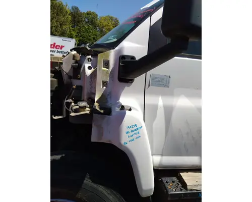 Fender Extension GMC C7500 LKQ Heavy Truck Maryland
