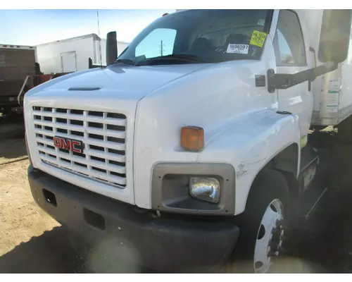 Hood GMC C7500 DTI Trucks