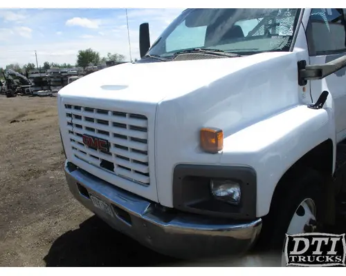 Hood GMC C7500 DTI Trucks